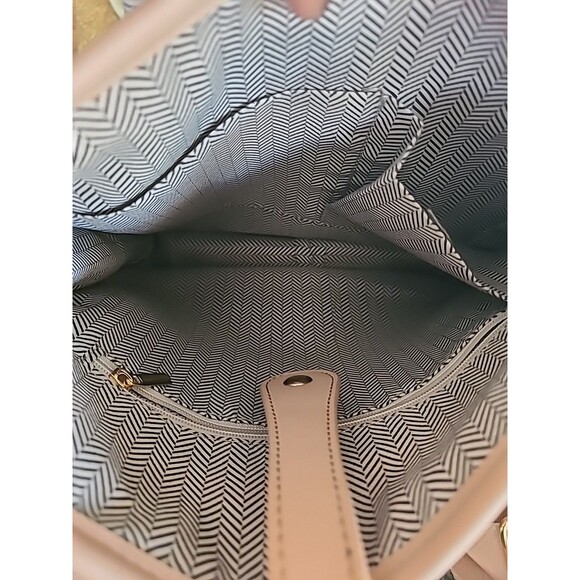 VEGAN FAUX LEATHER AND PLUSH (TERRY) DUSKY PINK HOBO CROSSBODY BAG - Picture 6 of 10